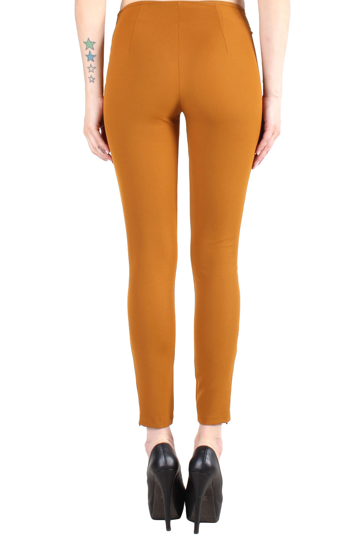 sexy woman - pantaloni
